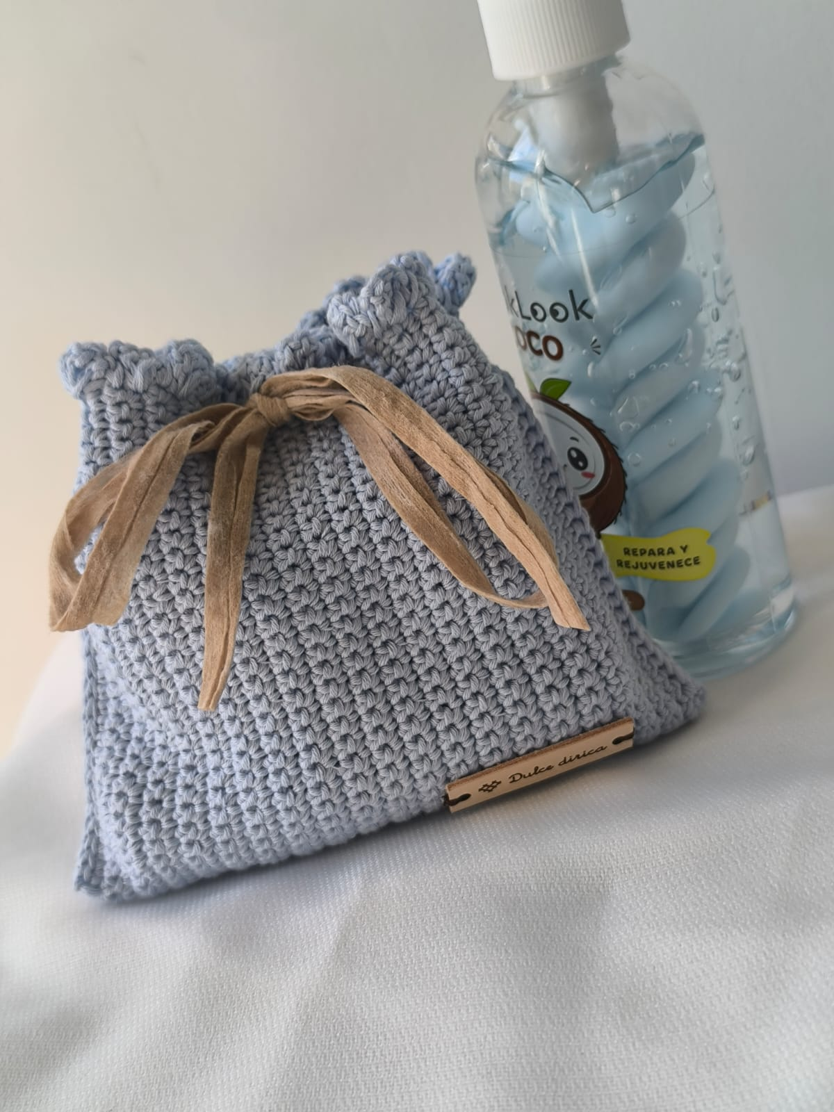 Bolsita saquito de crochet hecho a mano color azul