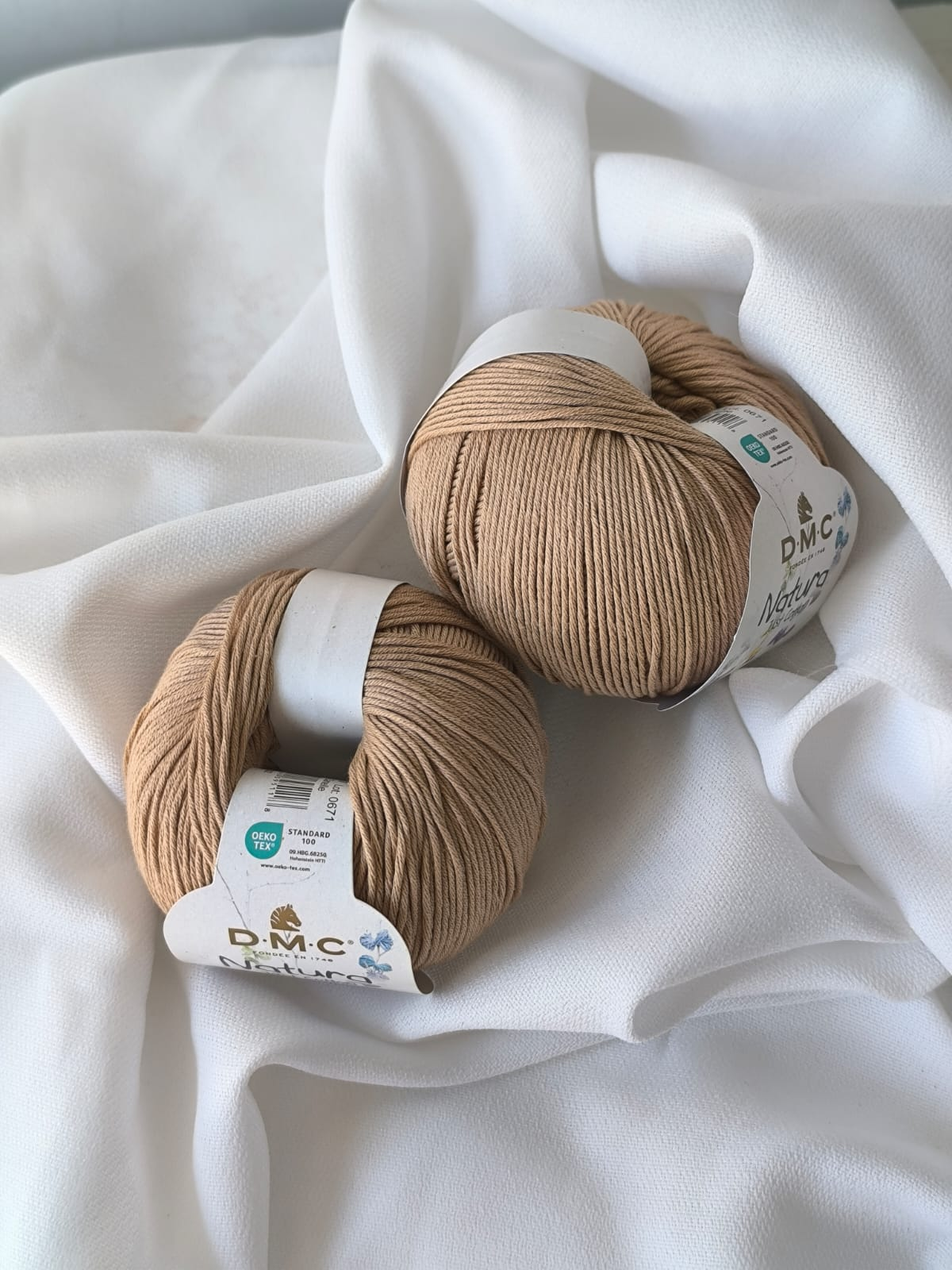 Ovillo DMC NATURA 100% algodón de color N37 Canelle