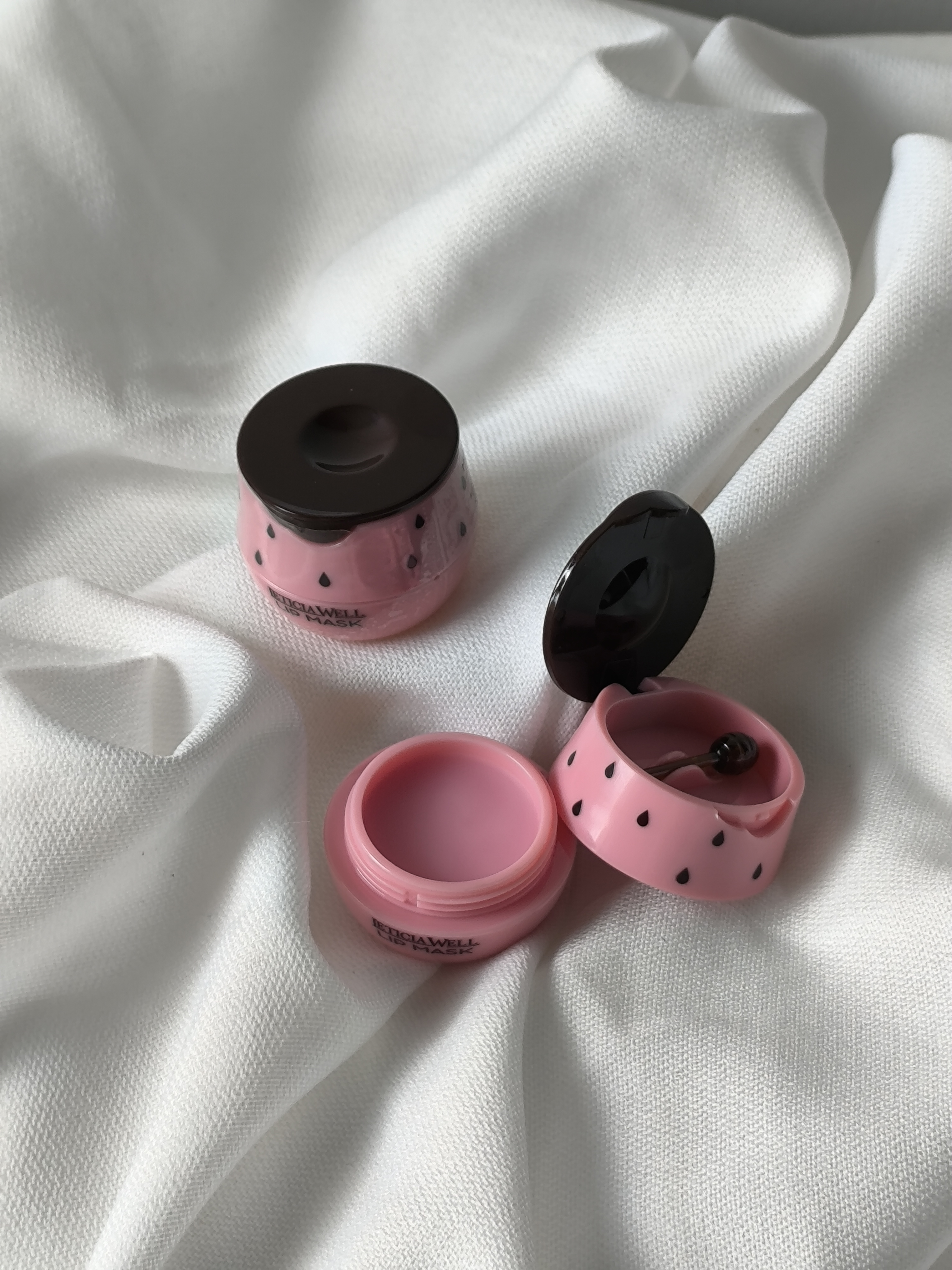 Mascarilla Labial de Fresa con Ácido Hialurónico 3