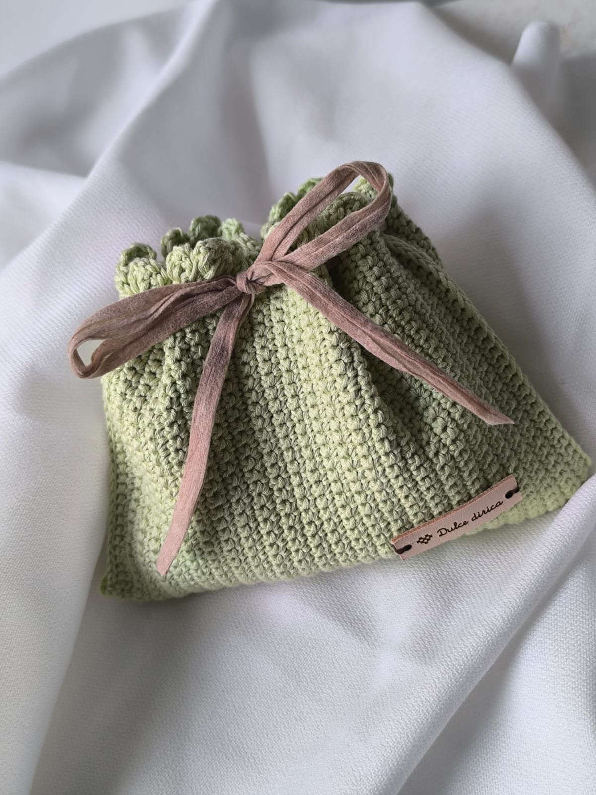 Bolsita saquito de crochet hecho a mano color verde manzana miniatura 2