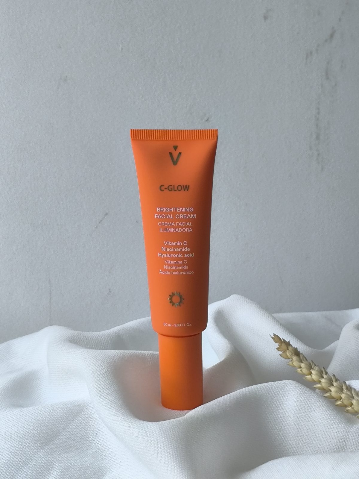 Crema Facial Iluminadora C-GLOW