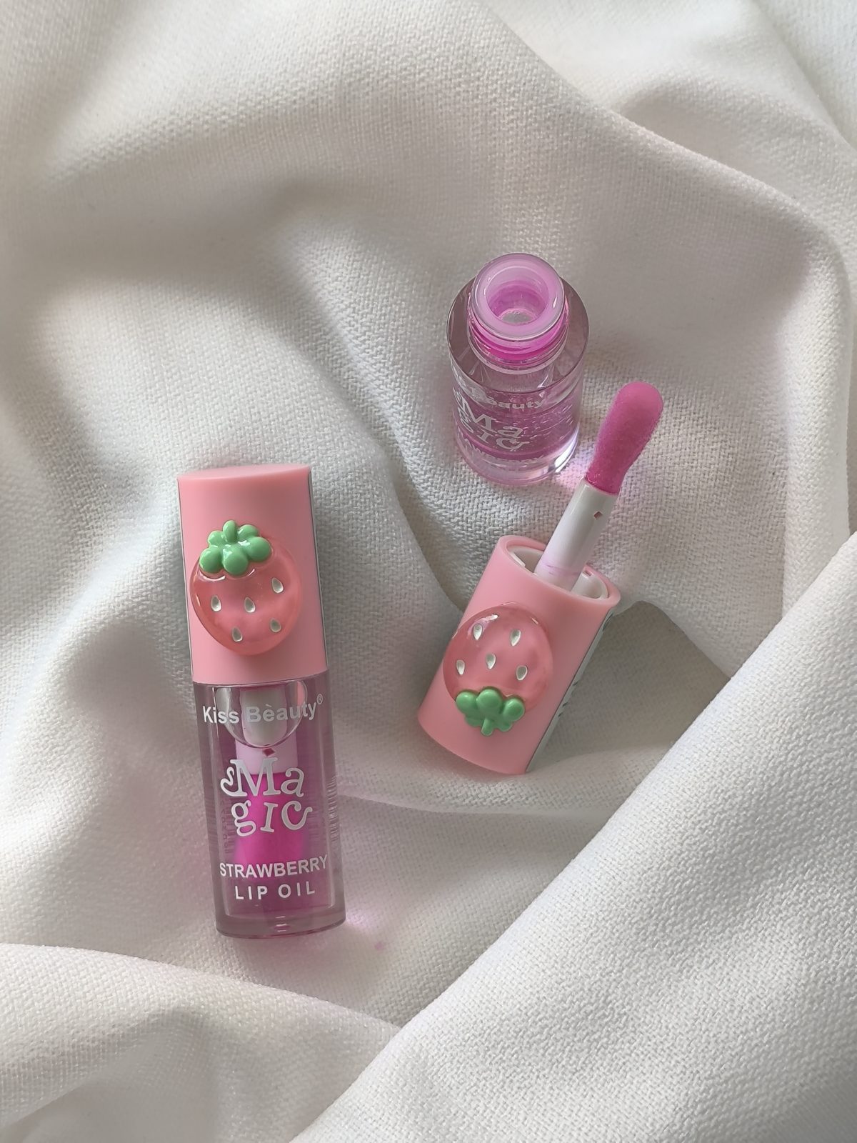Labial Lip Oil Fresa Fijo e Hidratante